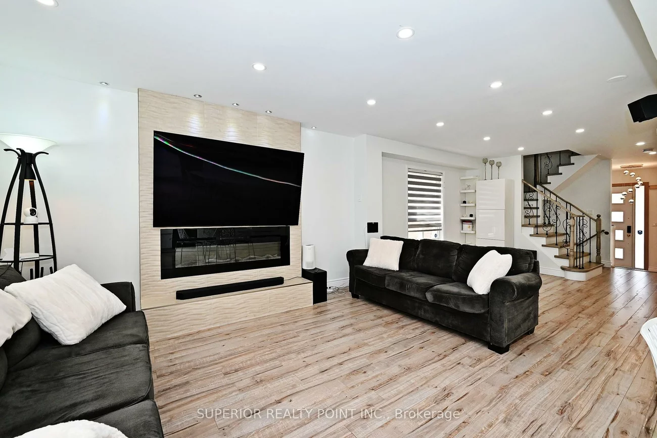 908, Oaktree, Summerhill Estates, Newmarket