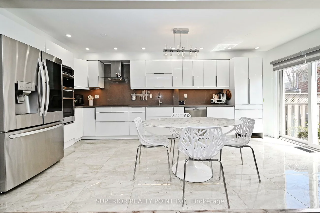 908, Oaktree, Summerhill Estates, Newmarket