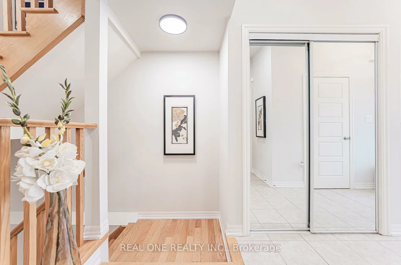 71, Tango, Woodland Hill, Newmarket