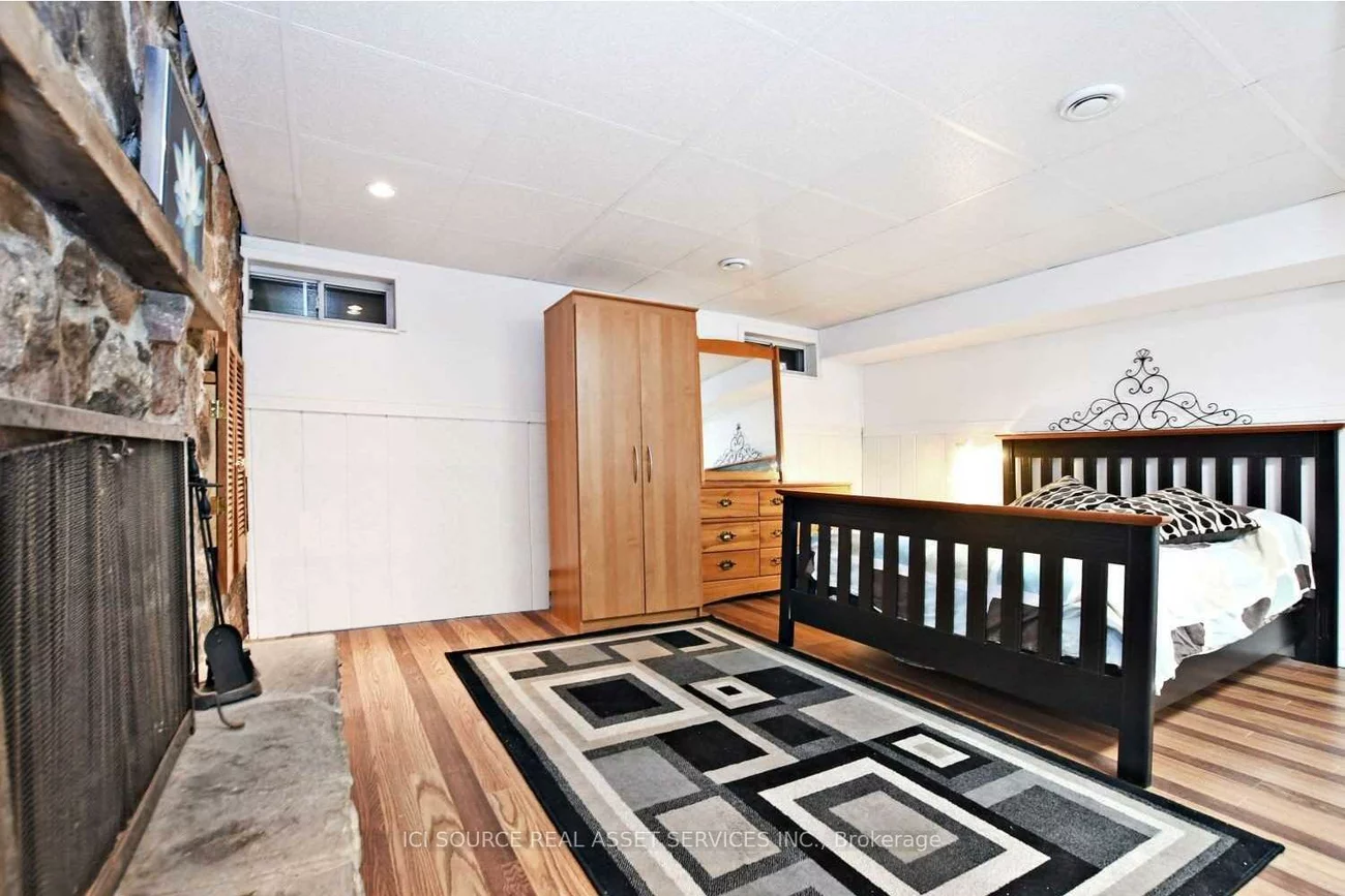 221, Hodgson, Central Newmarket, Newmarket