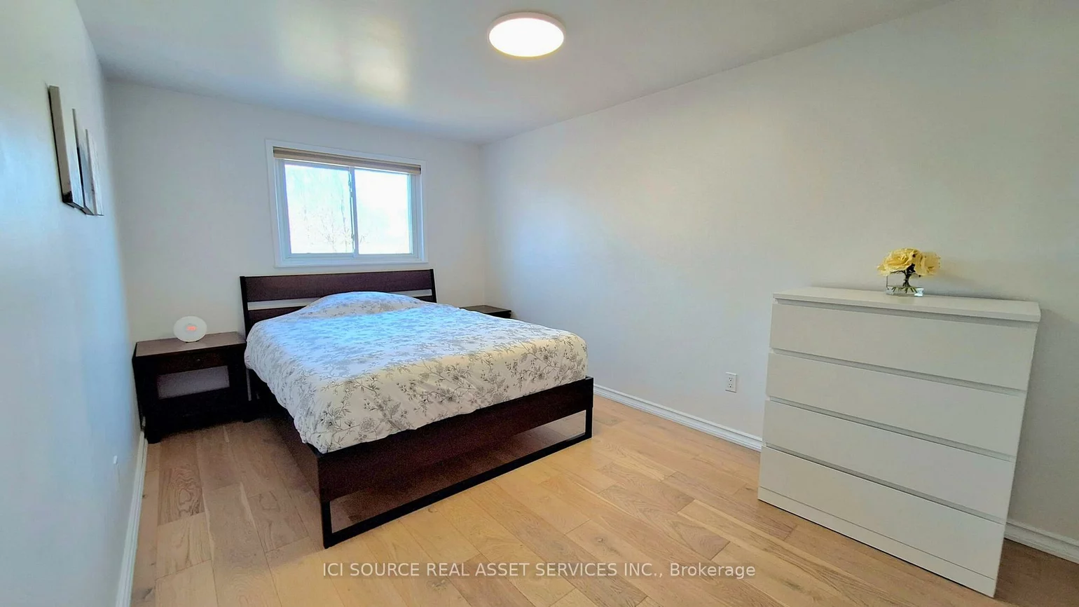 221, Hodgson, Central Newmarket, Newmarket