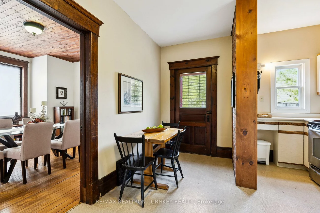 333, Millard, Central Newmarket, Newmarket