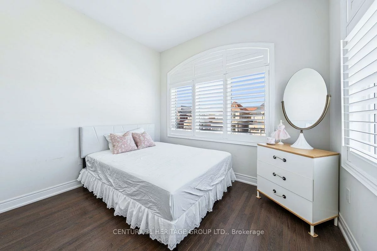 501, Mcgregor Farm, Glenway Estates, Newmarket