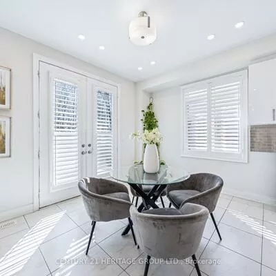501, Mcgregor Farm, Glenway Estates, Newmarket