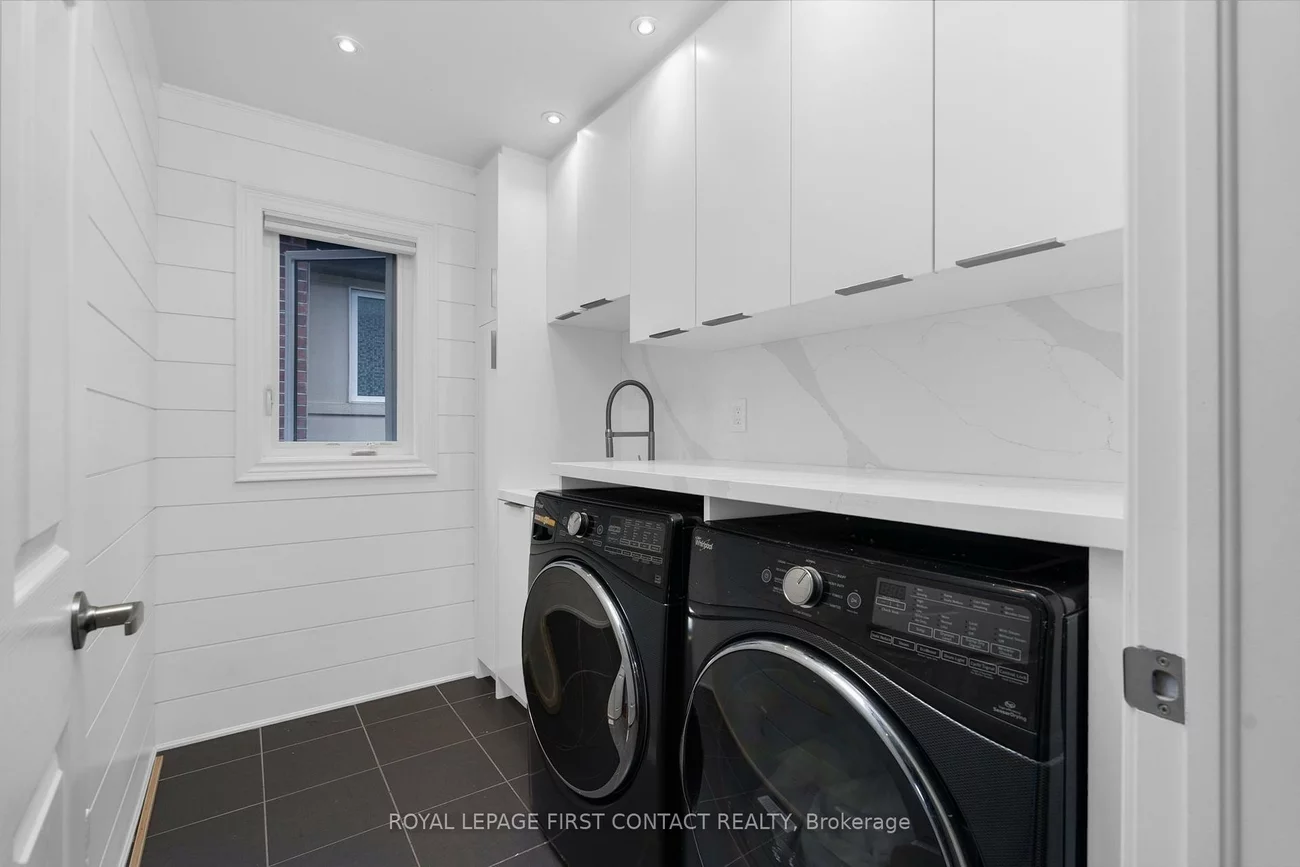 798, Prest, Woodland Hill, Newmarket