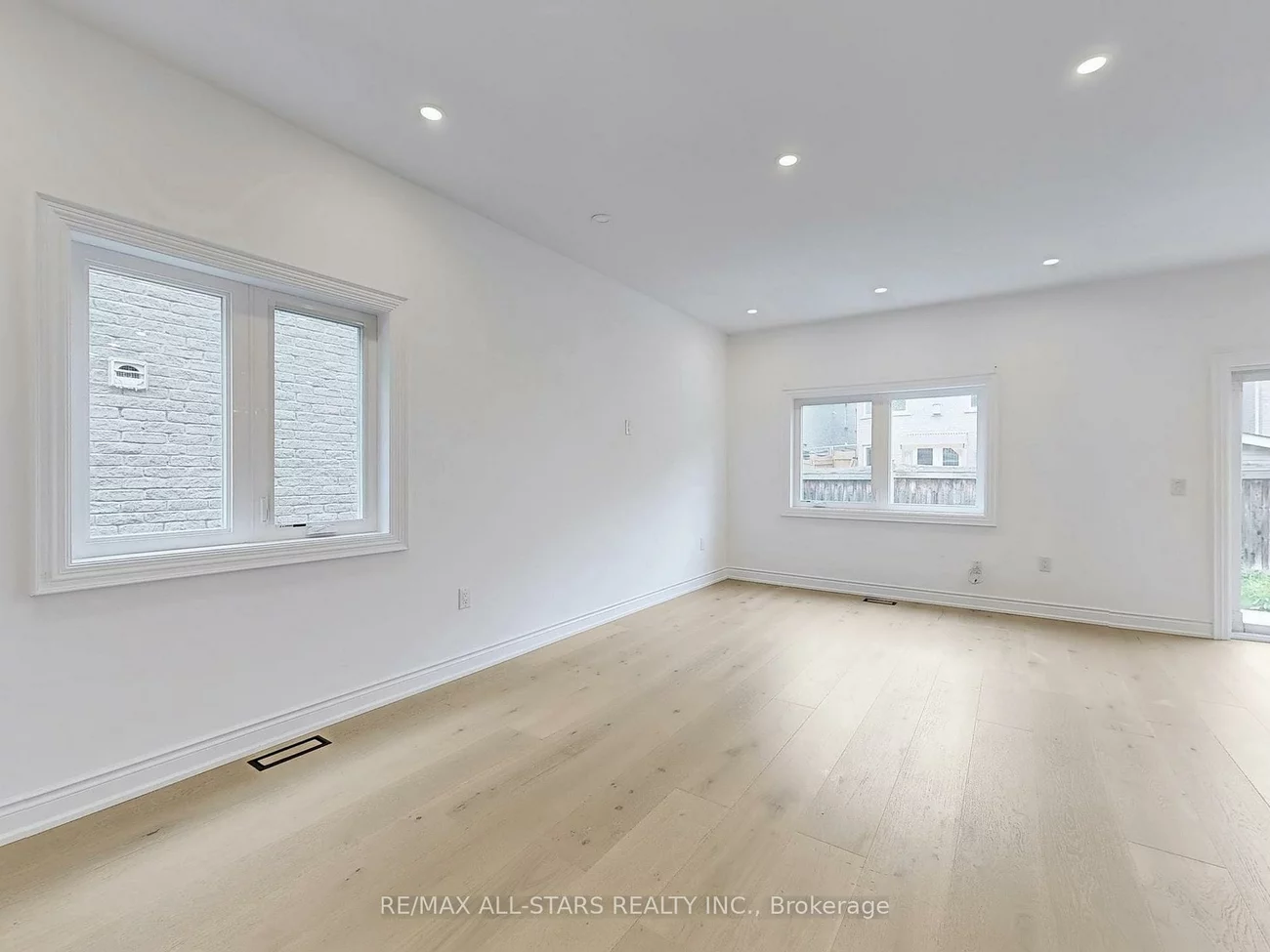 374, Gilpin, Woodland Hill, Newmarket
