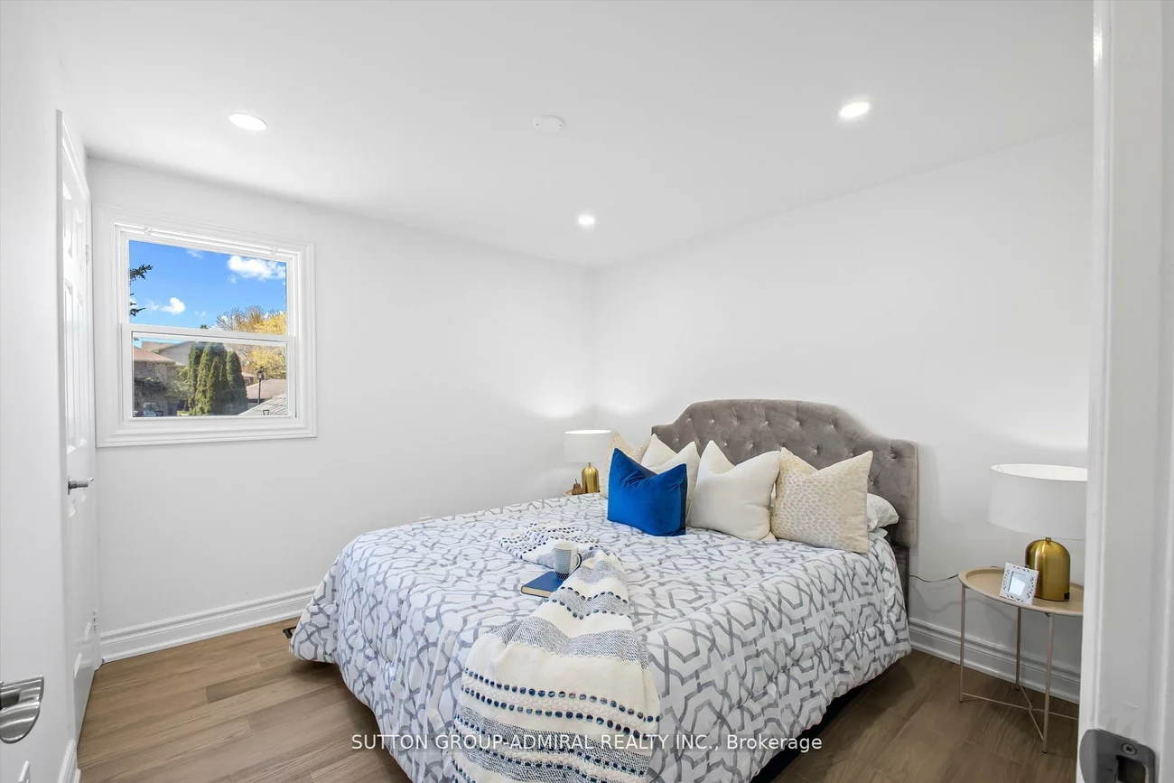 361, Harewood, Bristol-London, Newmarket