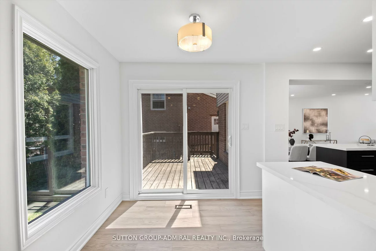 361, Harewood, Bristol-London, Newmarket