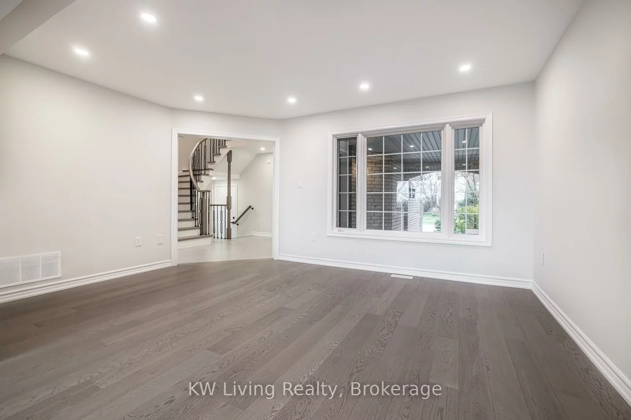 46, Foxtail, Armitage, Newmarket
