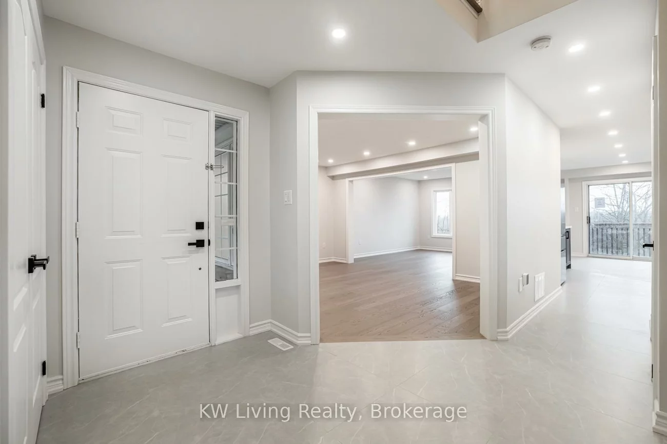 46, Foxtail, Armitage, Newmarket