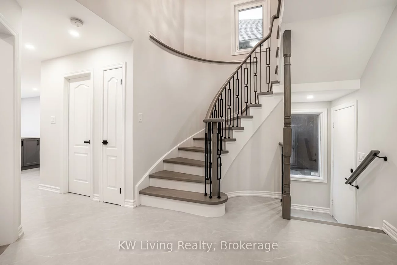 46, Foxtail, Armitage, Newmarket