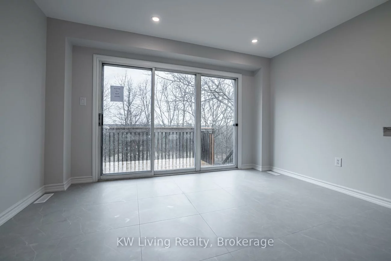 46, Foxtail, Armitage, Newmarket