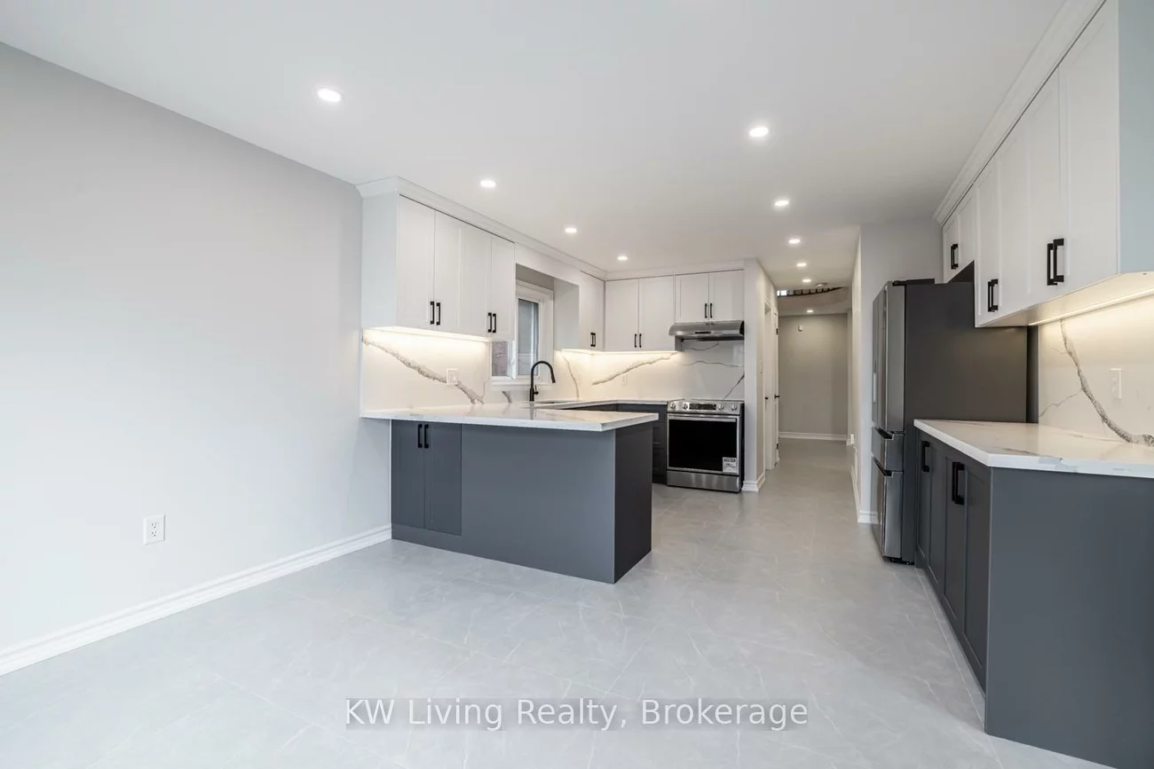 46, Foxtail, Armitage, Newmarket