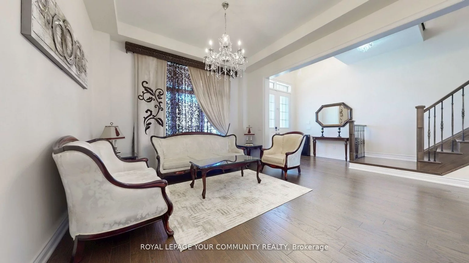 561, Clifford Perry, Woodland Hill, Newmarket