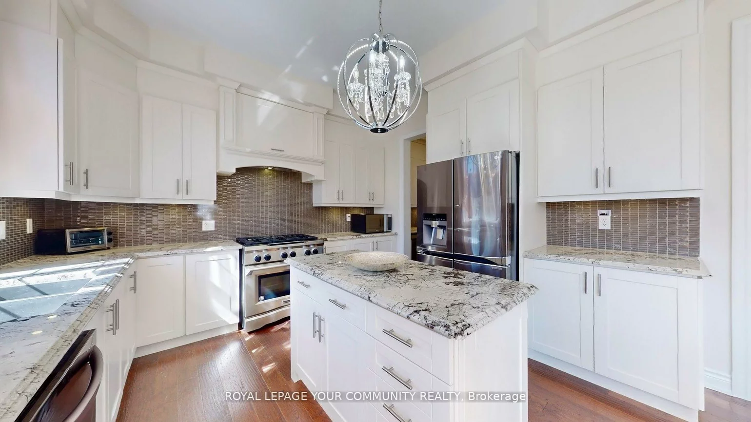 561, Clifford Perry, Woodland Hill, Newmarket