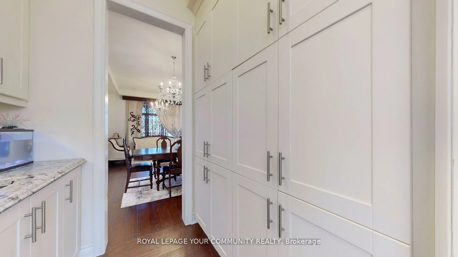 561, Clifford Perry, Woodland Hill, Newmarket