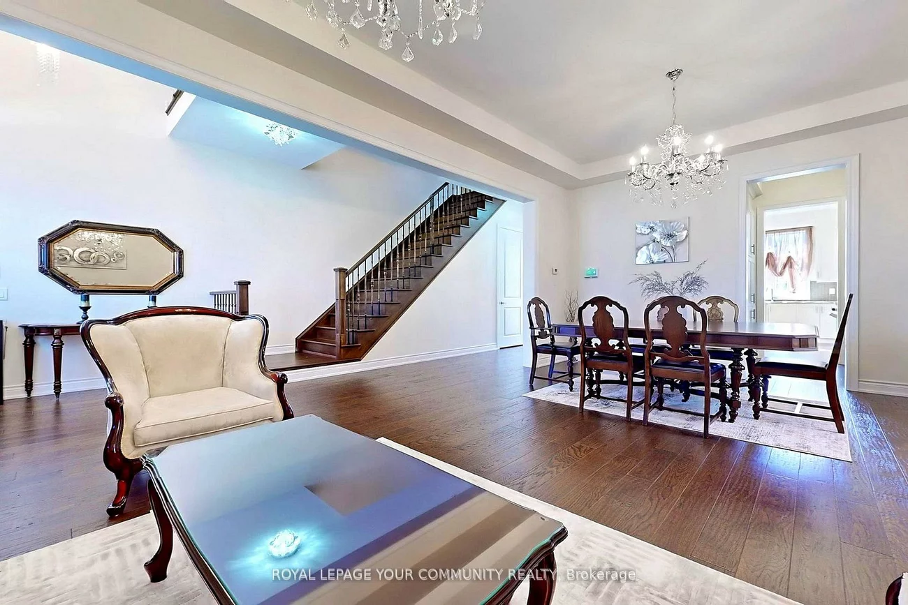 561, Clifford Perry, Woodland Hill, Newmarket