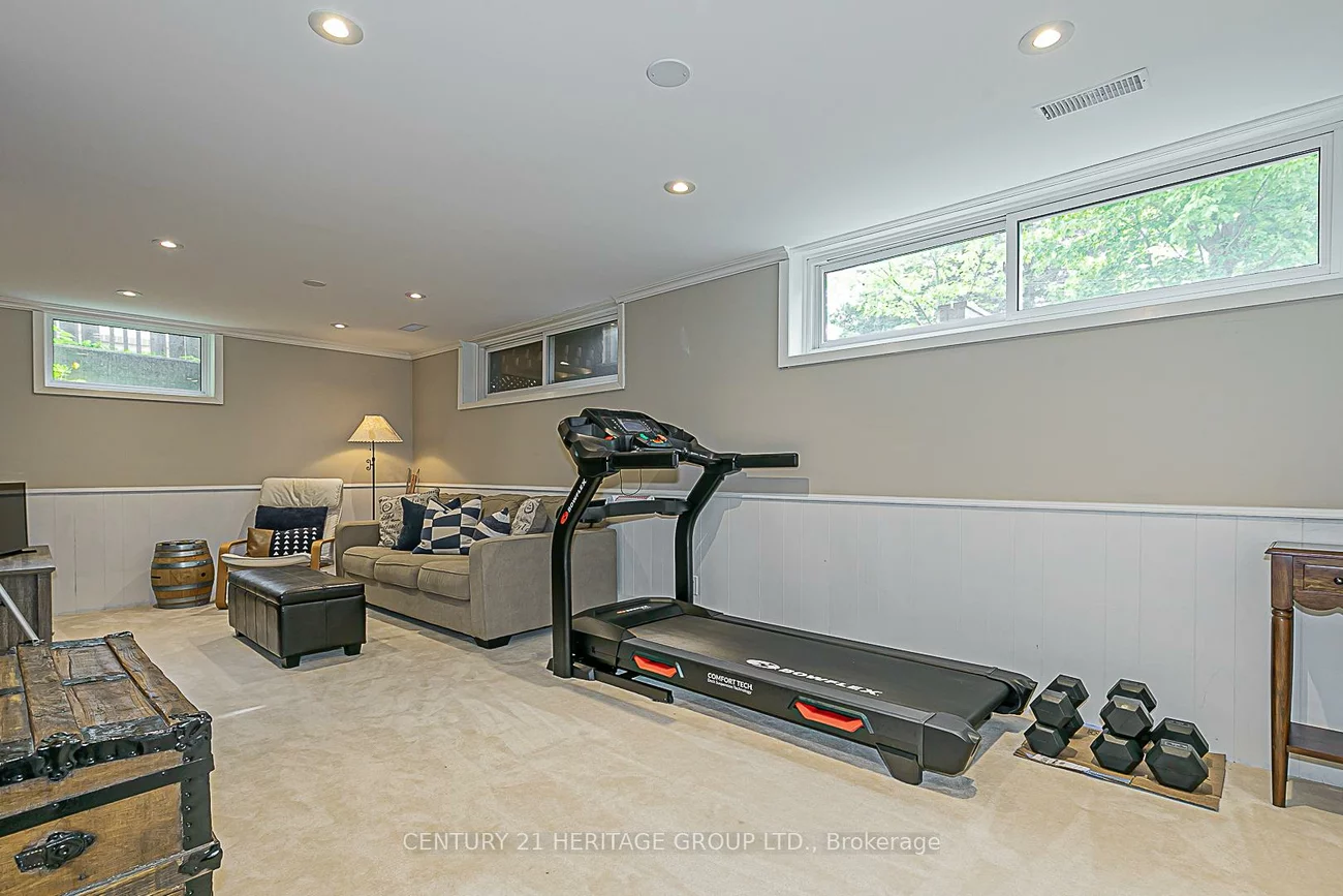 137, Beechwood, Central Newmarket, Newmarket