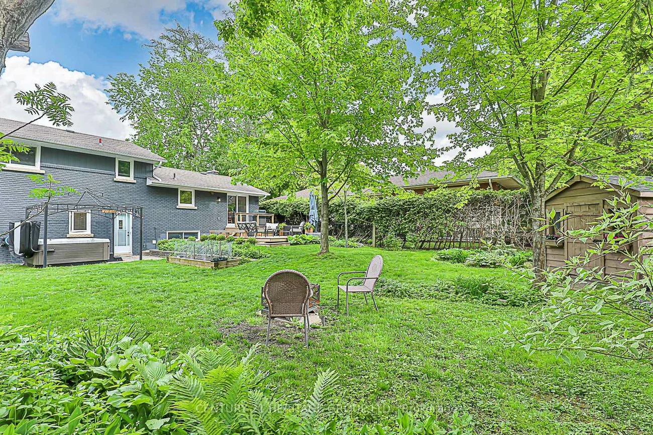 137, Beechwood, Central Newmarket, Newmarket