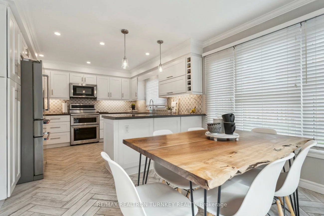 41, Goldsmith, Armitage, Newmarket