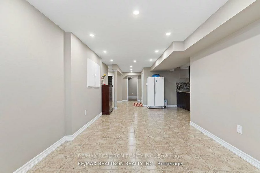 355, Cheryl Mews, Woodland Hill, Newmarket