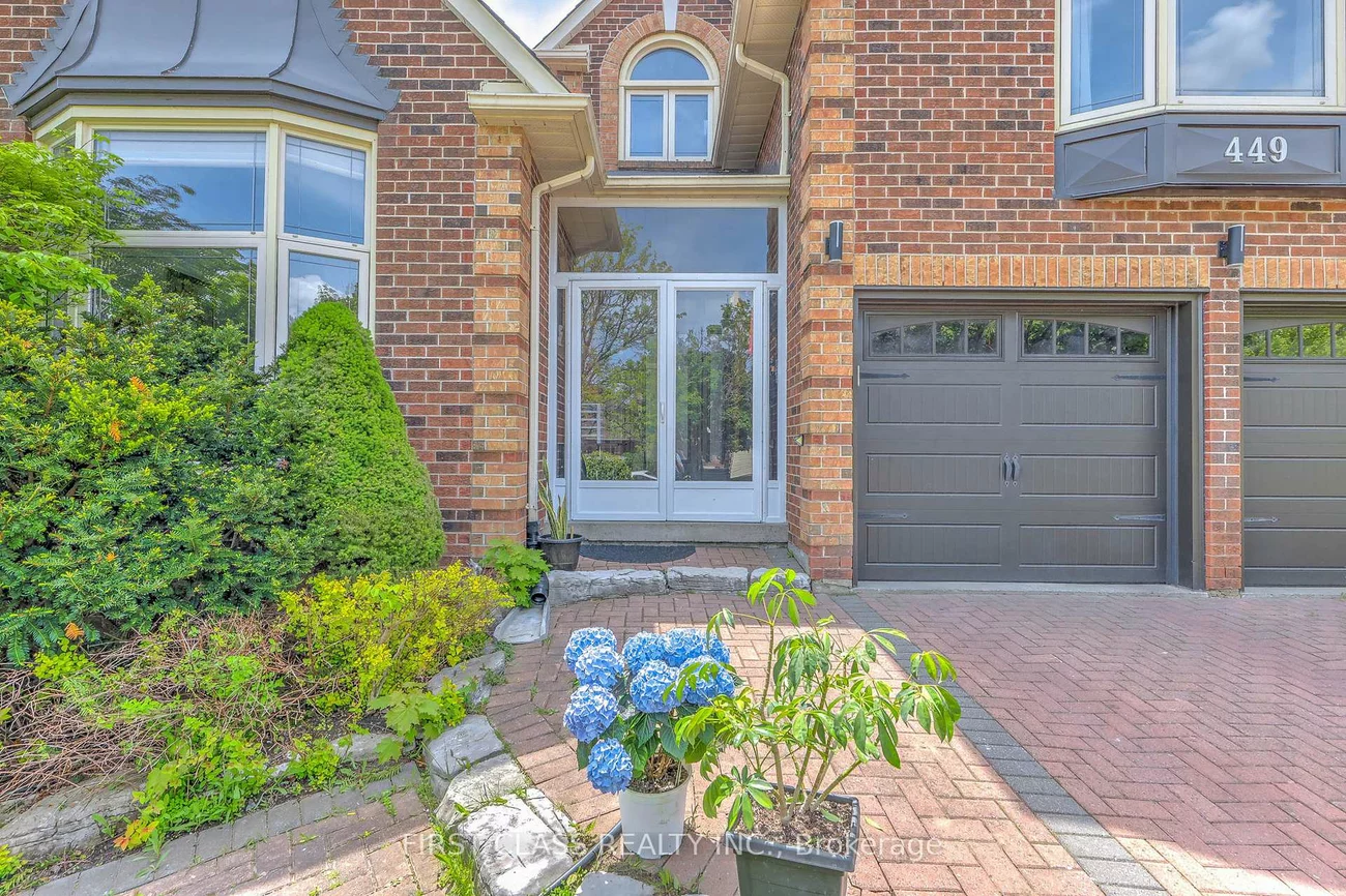 449, Alex Doner, Glenway Estates, Newmarket