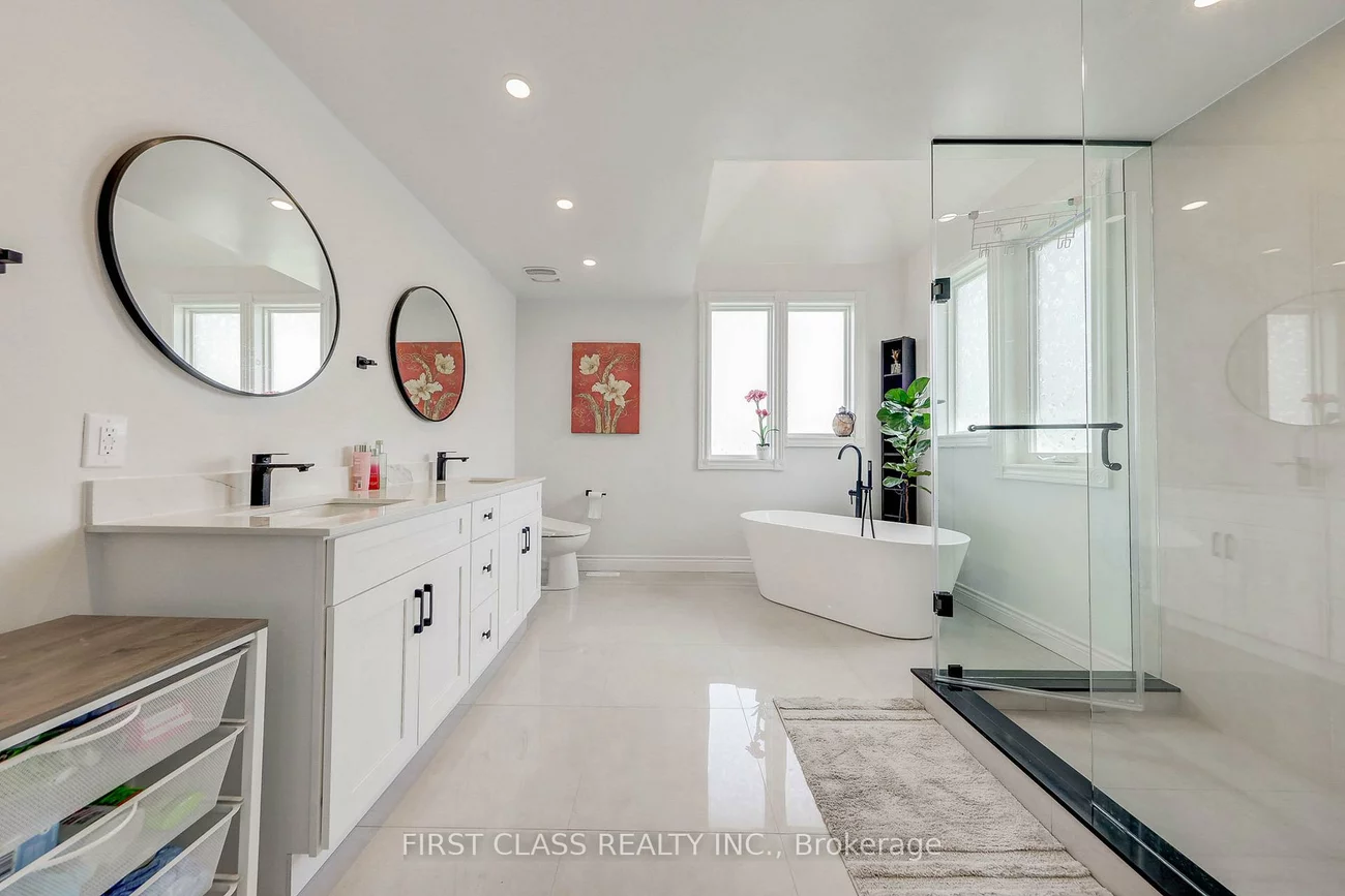 449, Alex Doner, Glenway Estates, Newmarket