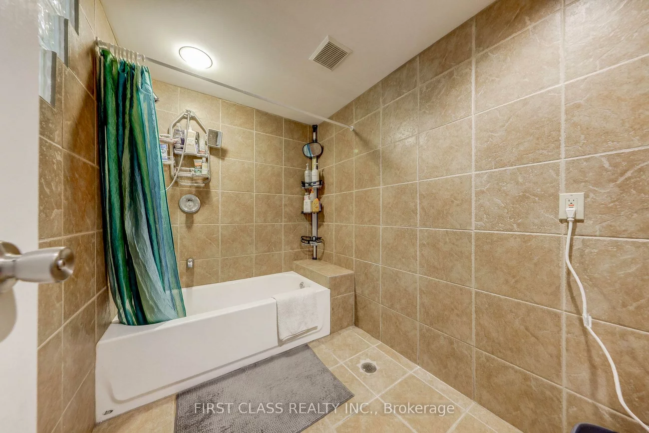 449, Alex Doner, Glenway Estates, Newmarket