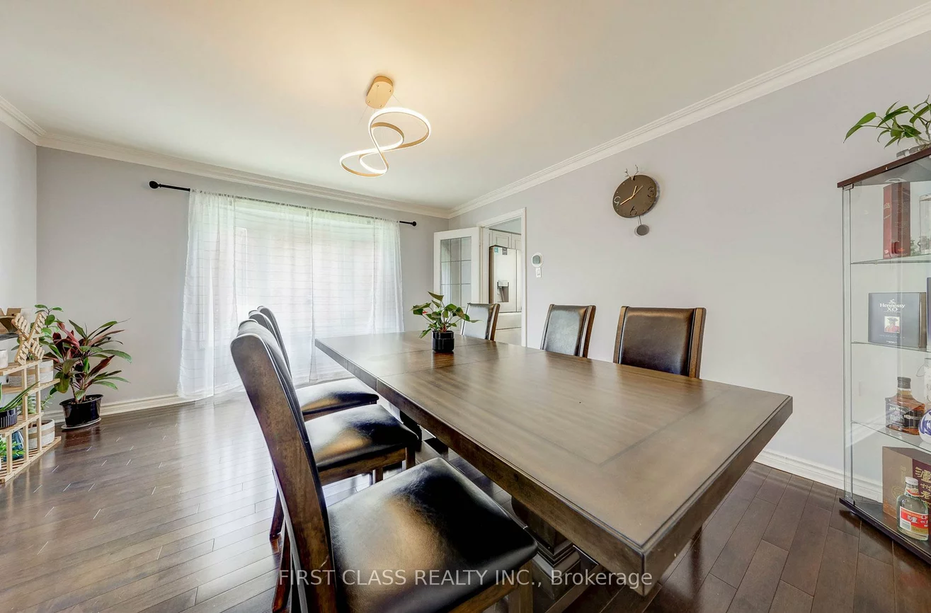 449, Alex Doner, Glenway Estates, Newmarket