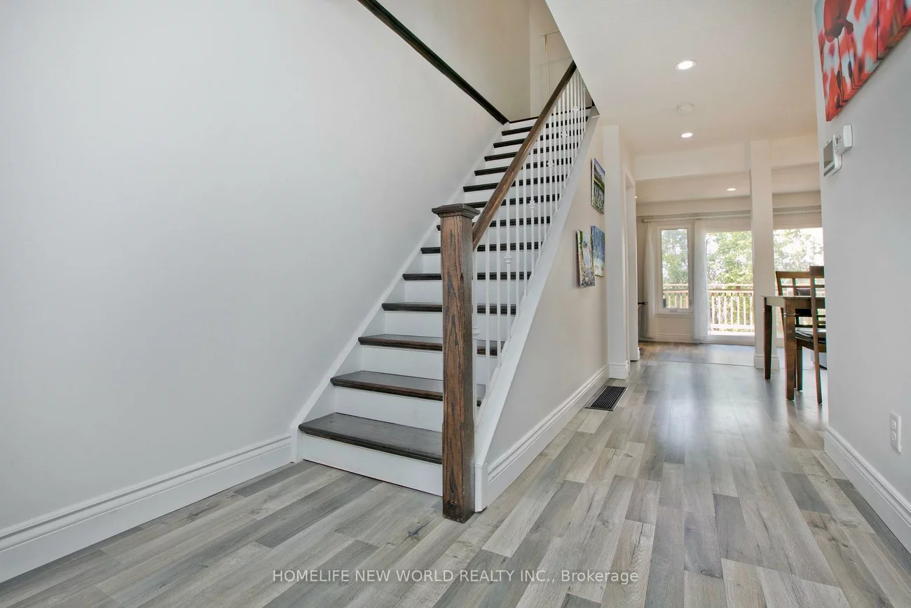 737, Pam, Huron Heights-Leslie Valley, Newmarket