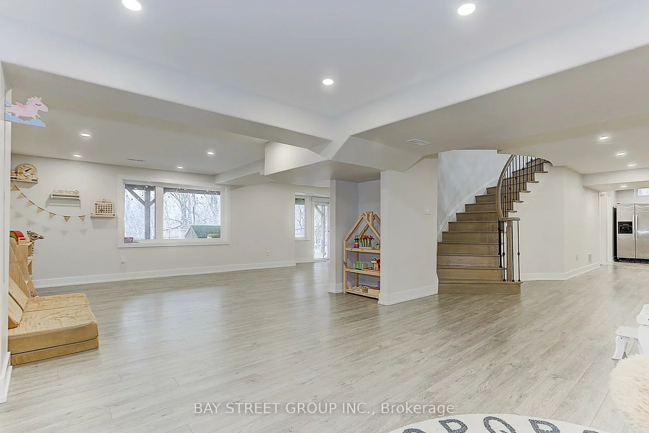 955, Portminster, Stonehaven-Wyndham, Newmarket