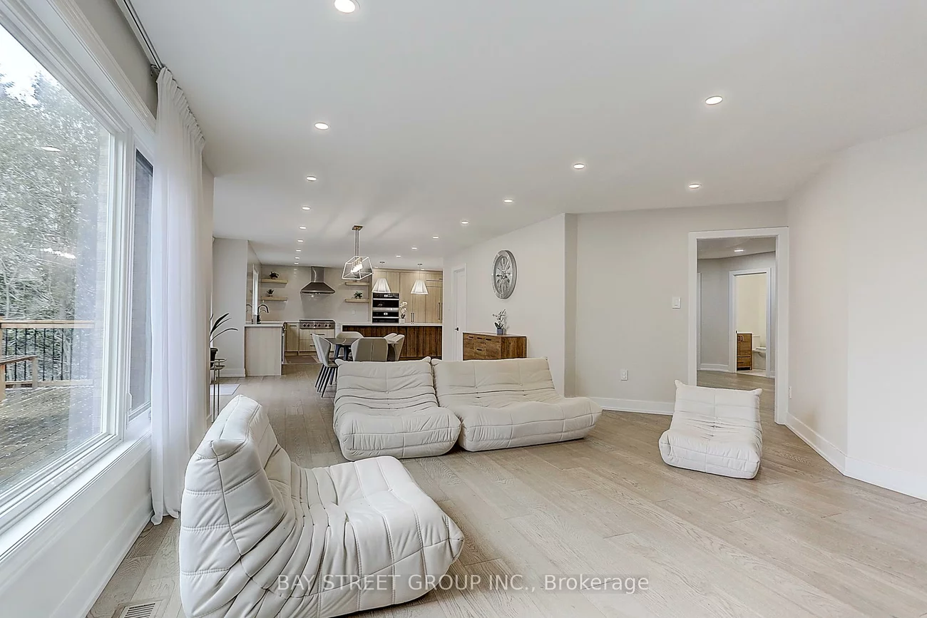 955, Portminster, Stonehaven-Wyndham, Newmarket