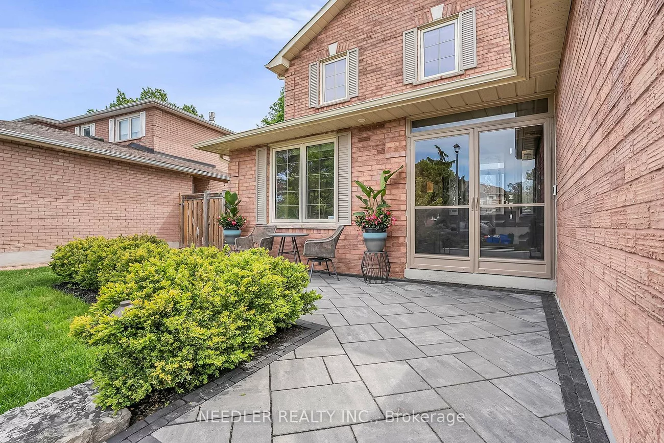 363, Waratah, Huron Heights-Leslie Valley, Newmarket