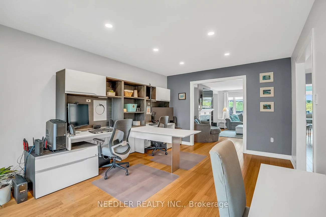 363, Waratah, Huron Heights-Leslie Valley, Newmarket
