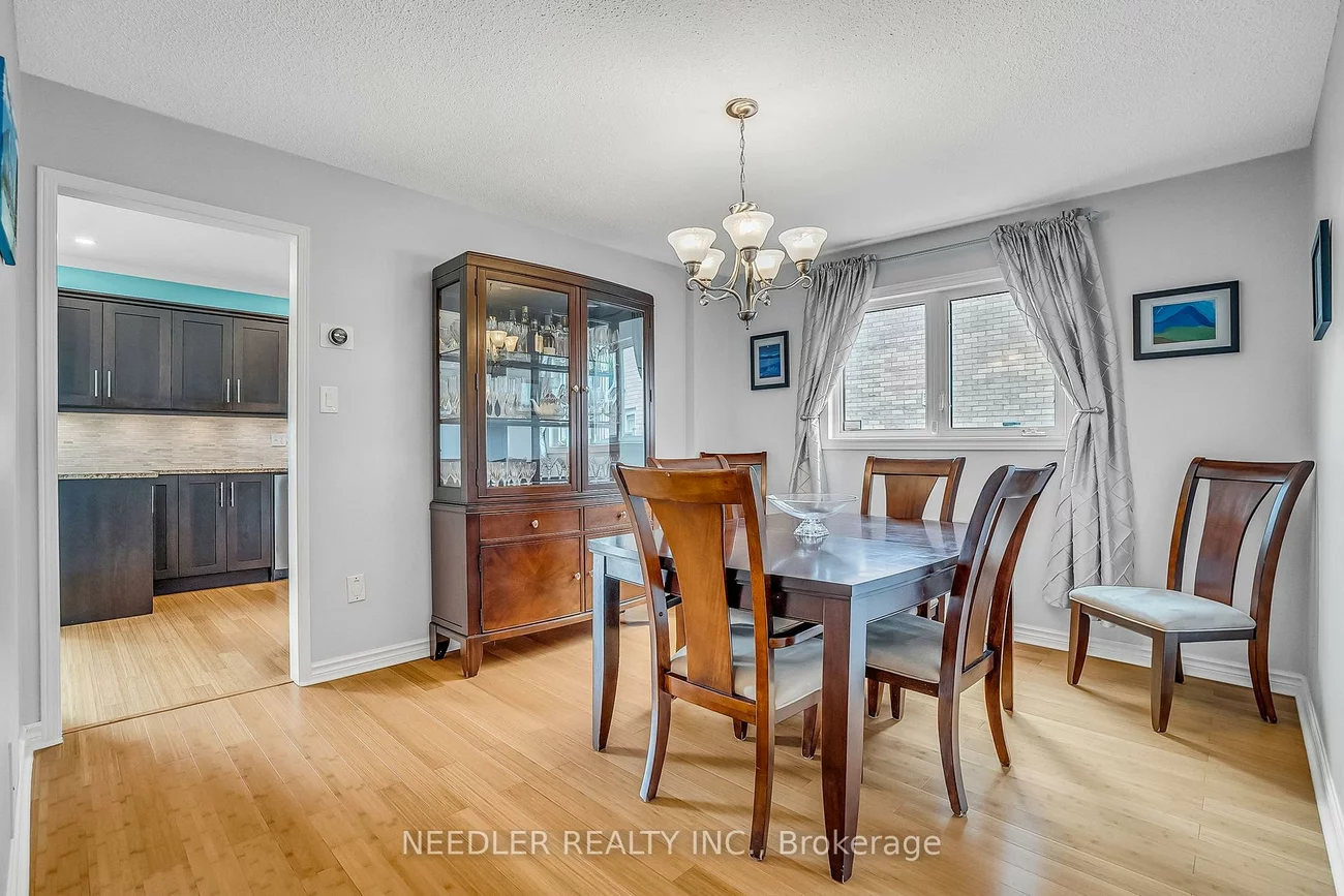 363, Waratah, Huron Heights-Leslie Valley, Newmarket