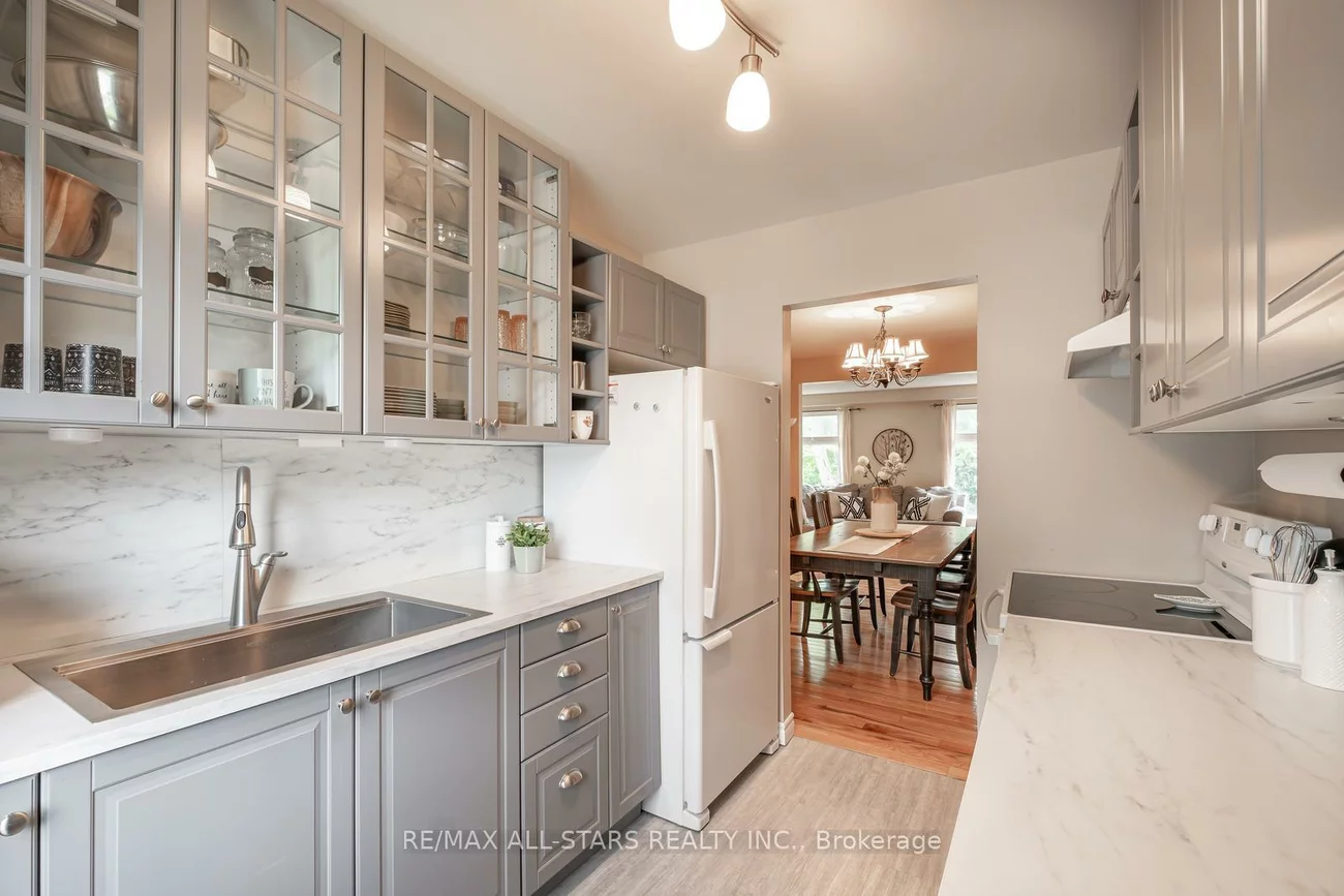 199, Hodgson, Central Newmarket, Newmarket