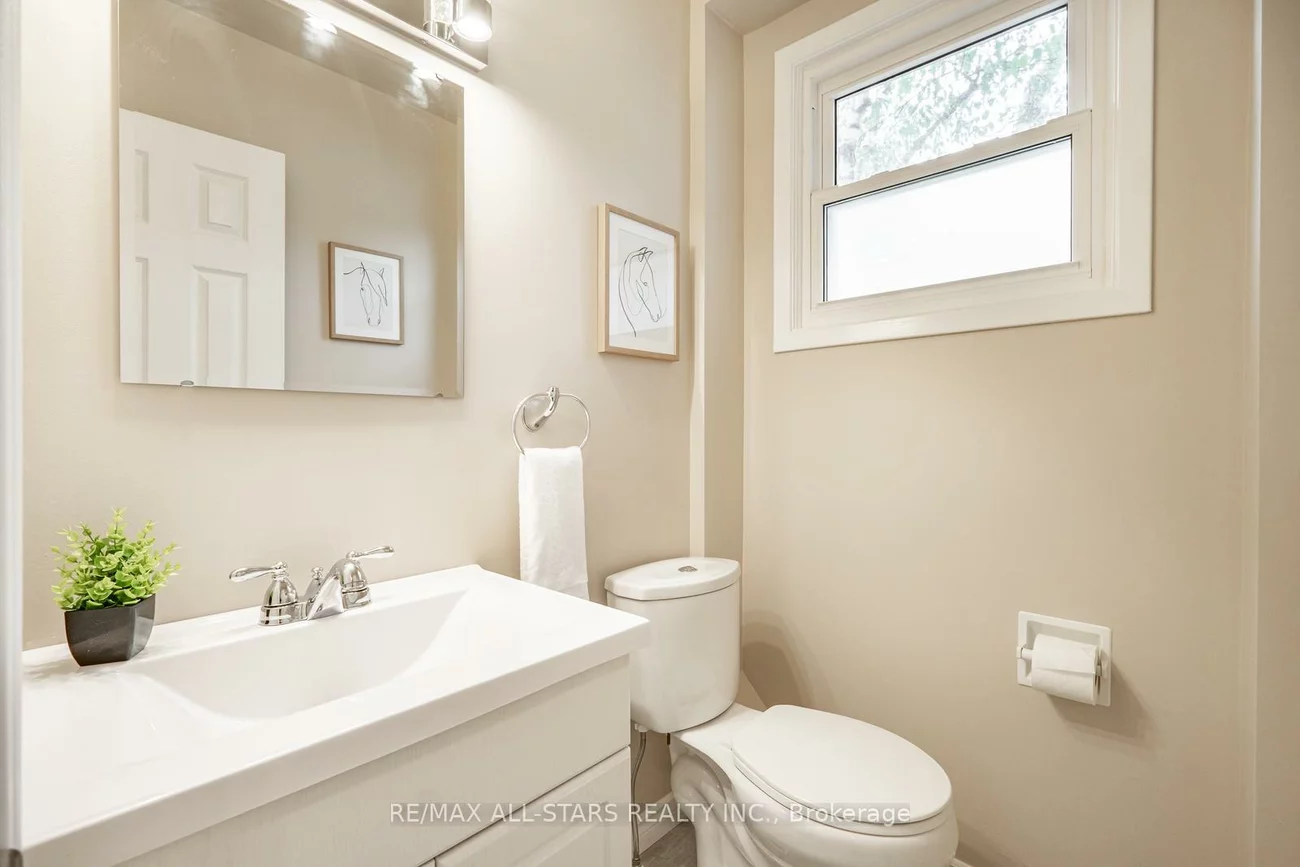 199, Hodgson, Central Newmarket, Newmarket