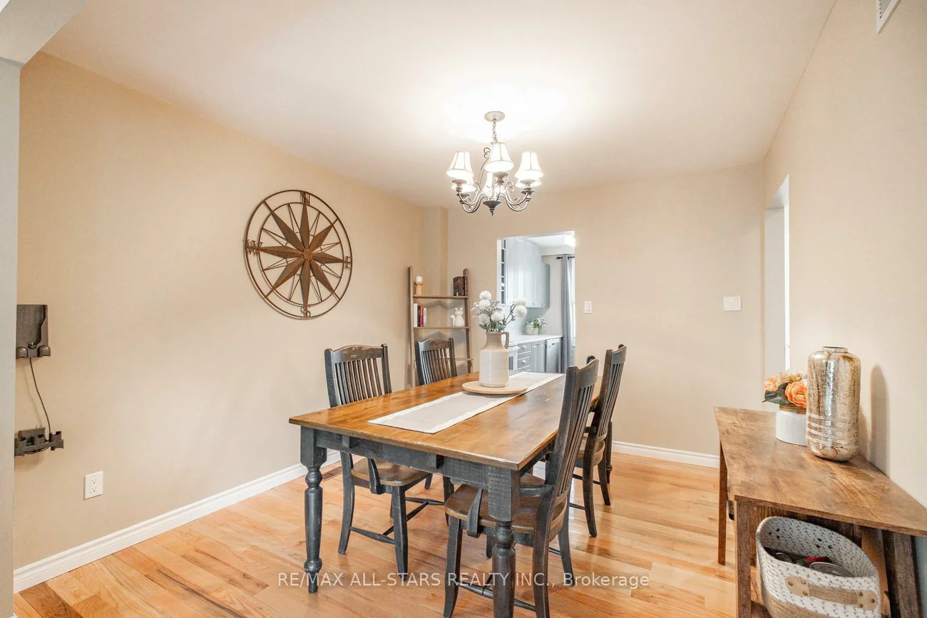 199, Hodgson, Central Newmarket, Newmarket