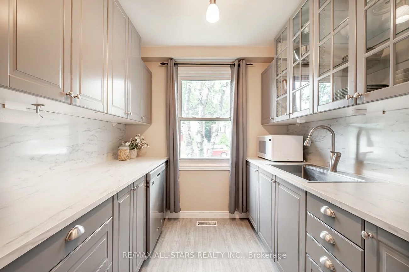 199, Hodgson, Central Newmarket, Newmarket