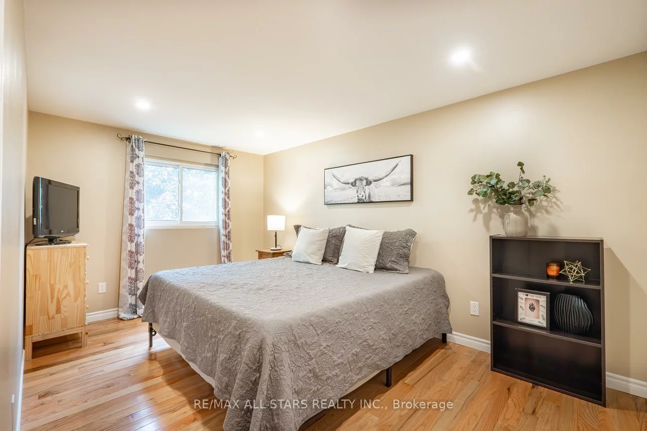 199, Hodgson, Central Newmarket, Newmarket