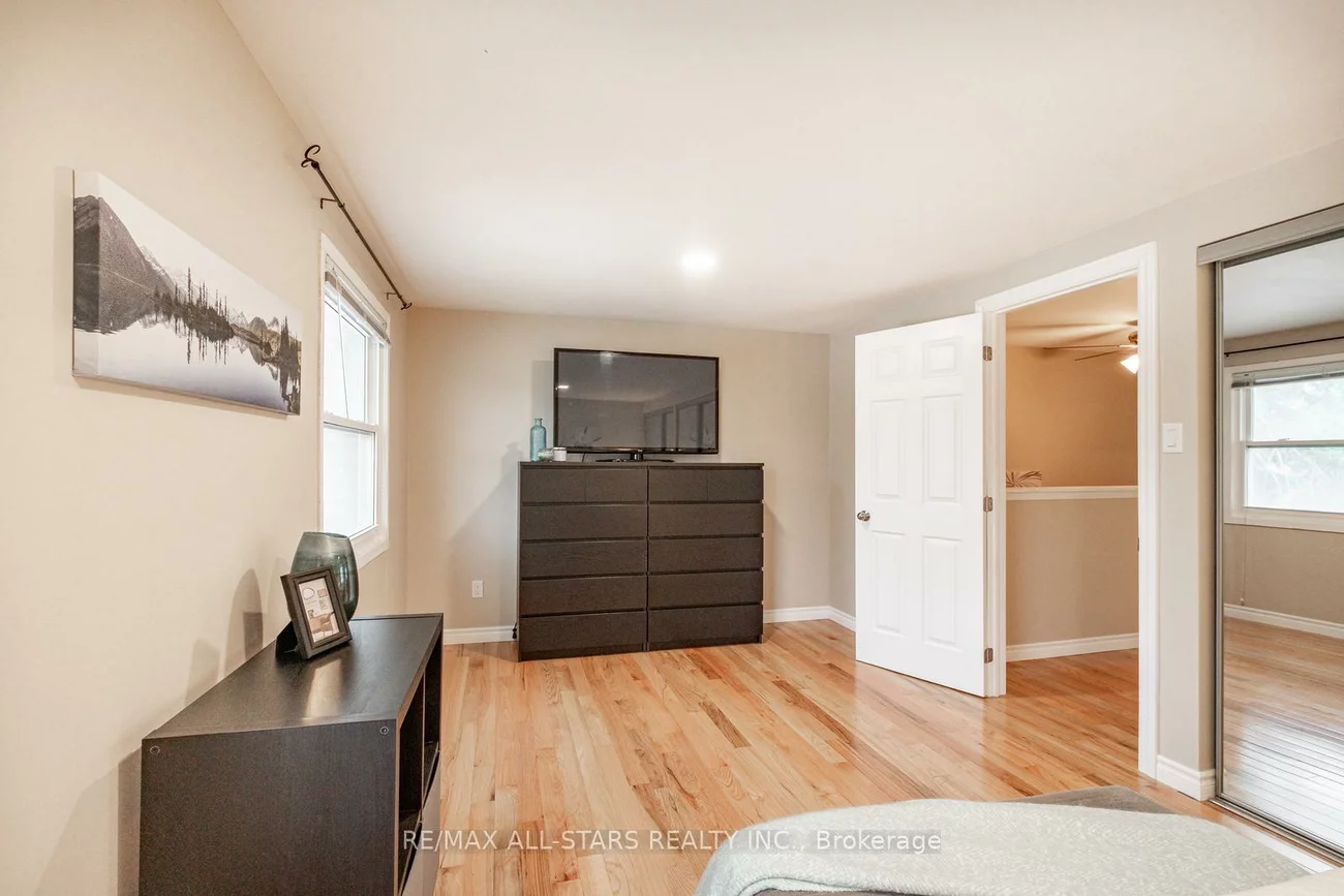 199, Hodgson, Central Newmarket, Newmarket