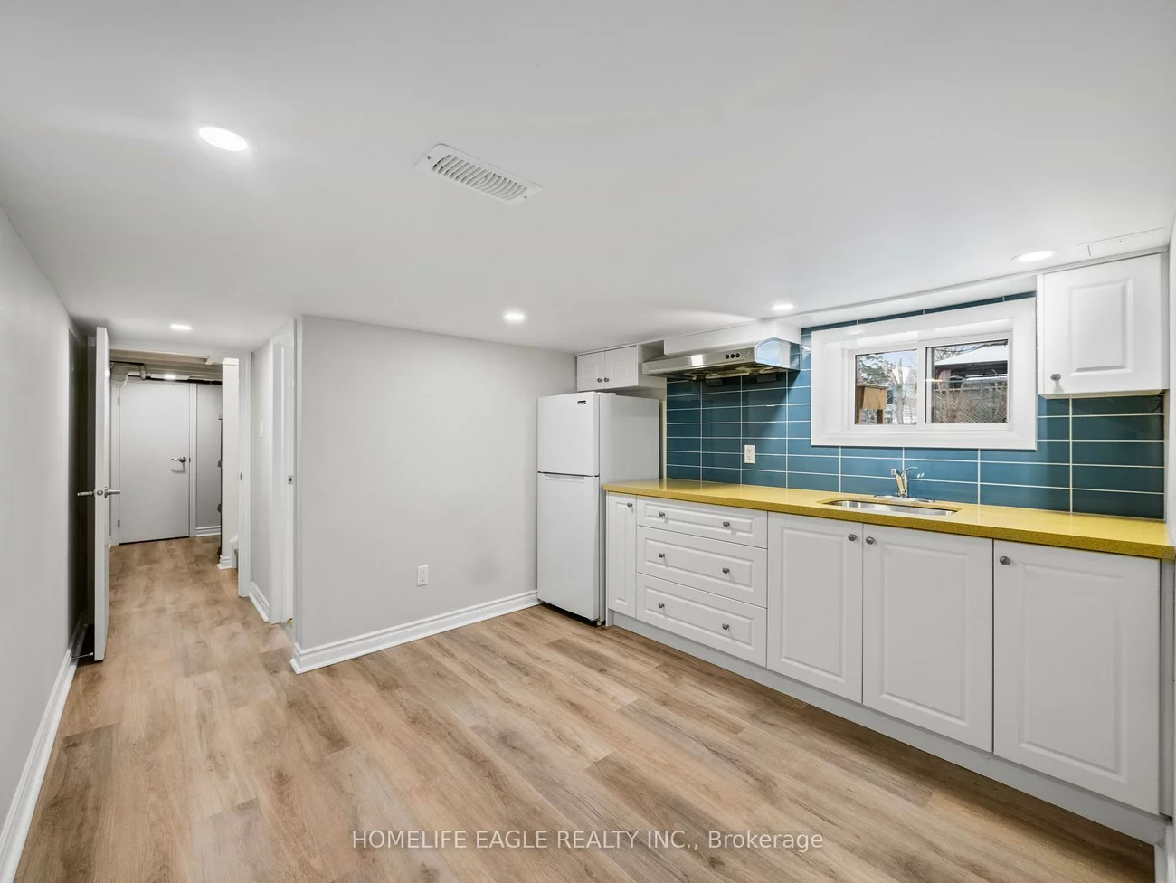 759, Lowell, Gorham-College Manor, Newmarket