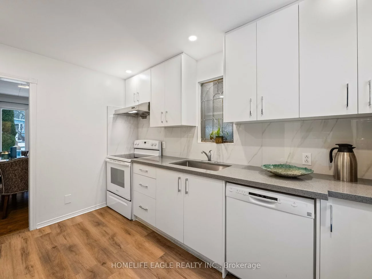 759, Lowell, Gorham-College Manor, Newmarket