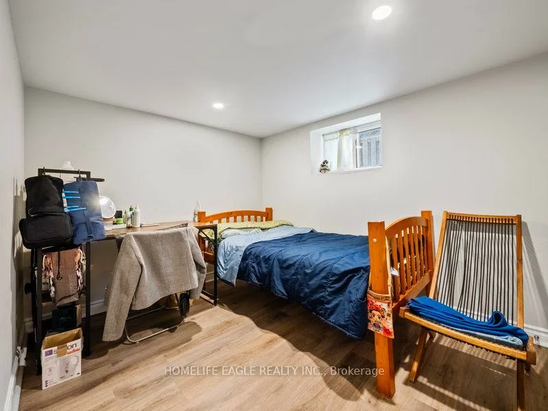 759, Lowell, Gorham-College Manor, Newmarket