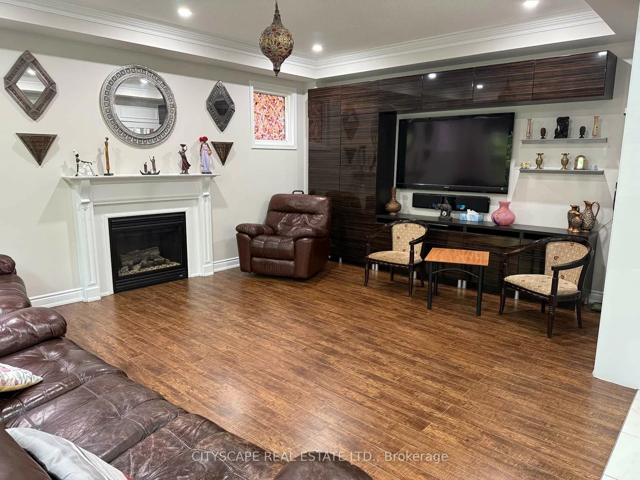 77, Bulmer, Woodland Hill, Newmarket