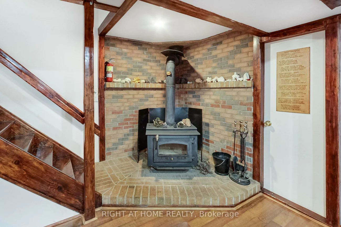 28, Foxtail, Armitage, Newmarket