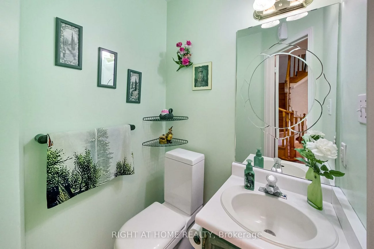 28, Foxtail, Armitage, Newmarket