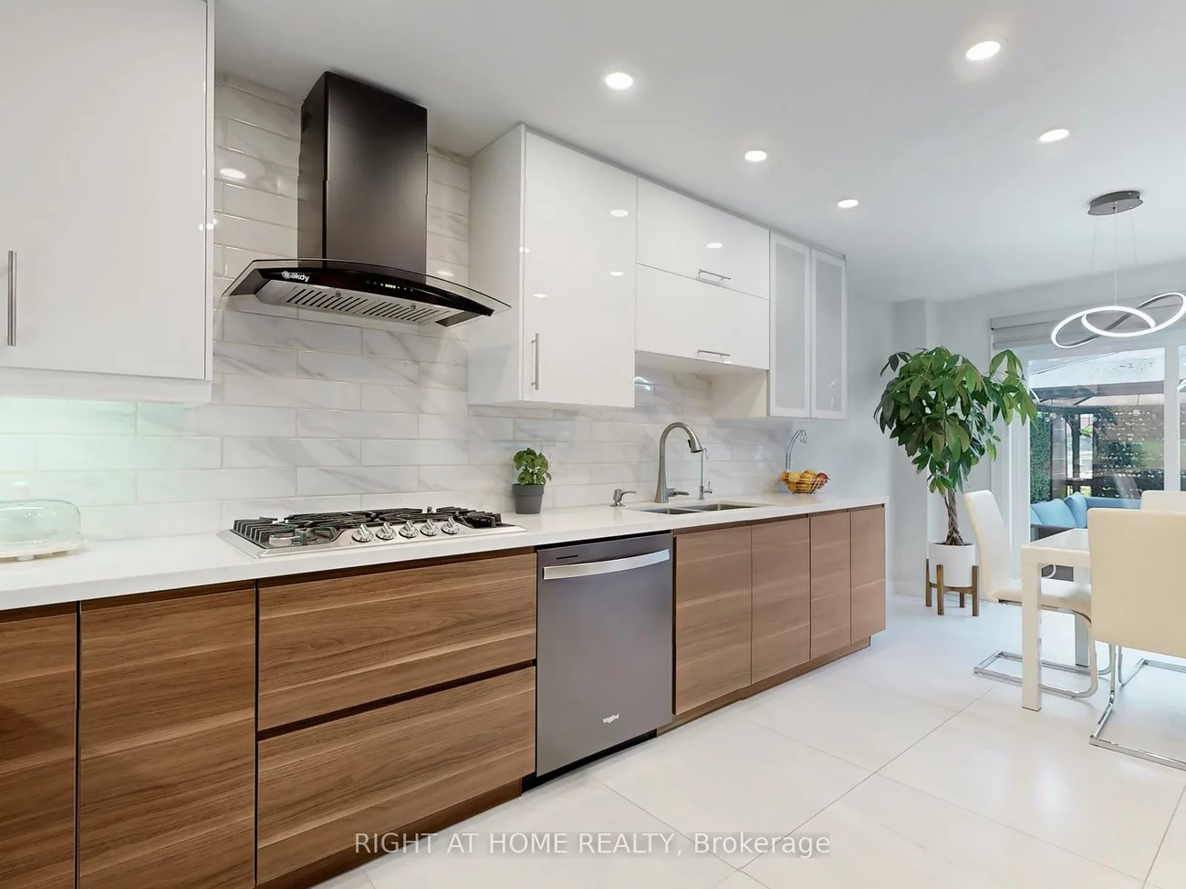 236, Karl Rose, Woodland Hill, Newmarket