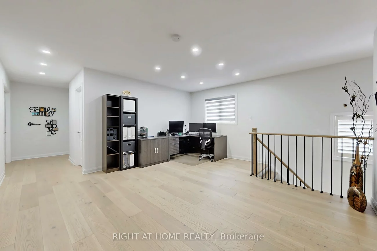 236, Karl Rose, Woodland Hill, Newmarket
