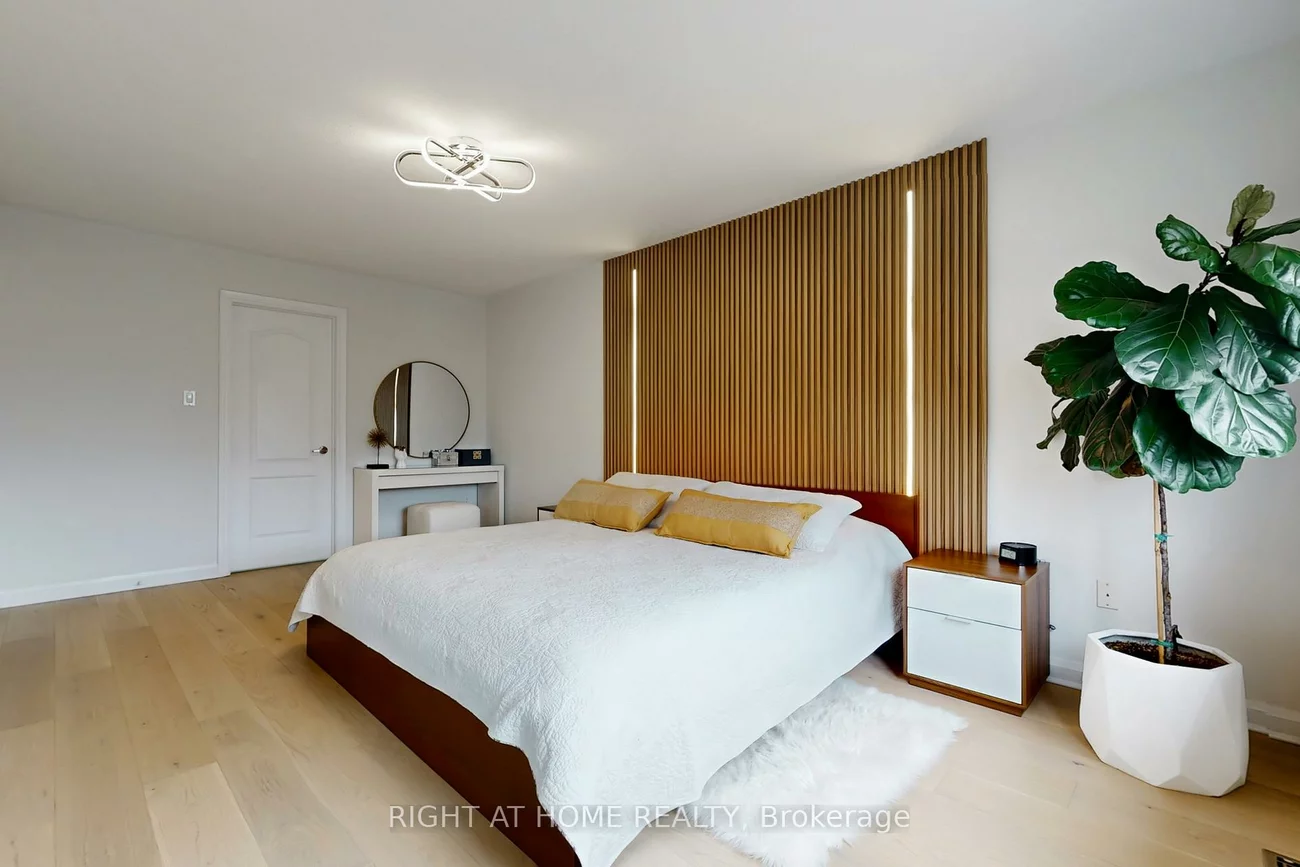 236, Karl Rose, Woodland Hill, Newmarket